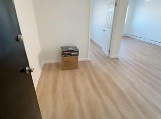 10418 101st Ave APT 2, Ozone Park, NY 11416