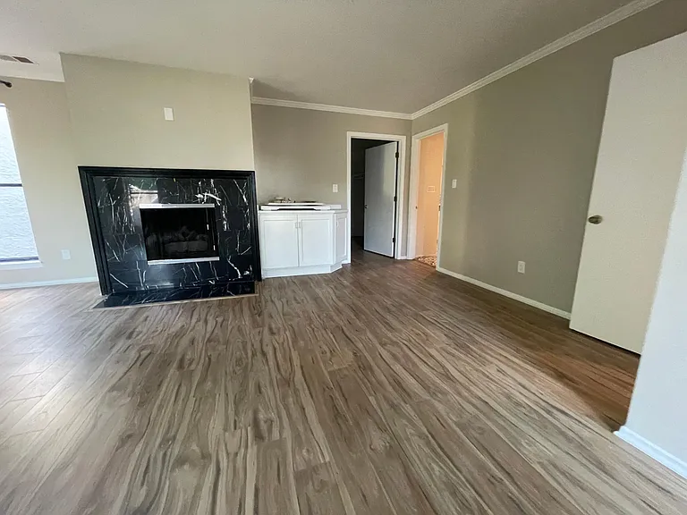 6259 Rosewood St — Photo 28