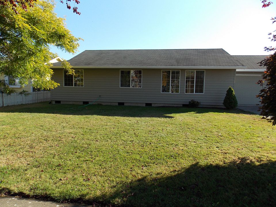 2nd image of 119 Vermillion Rd