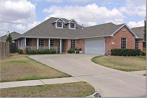 1st image of 1100 Roundrock Dr