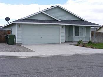 1st image of 8016 Langara Dr
