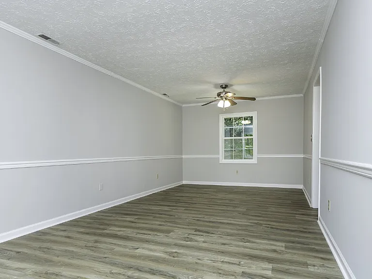 5 Cooperfield Ave — Photo 10