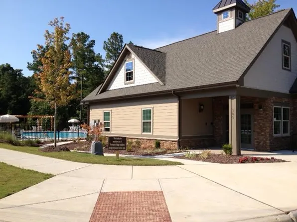 40 Pocono Dr, Durham, NC 27705