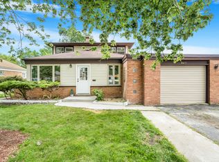 8411 S Kolmar Ave, Chicago, IL