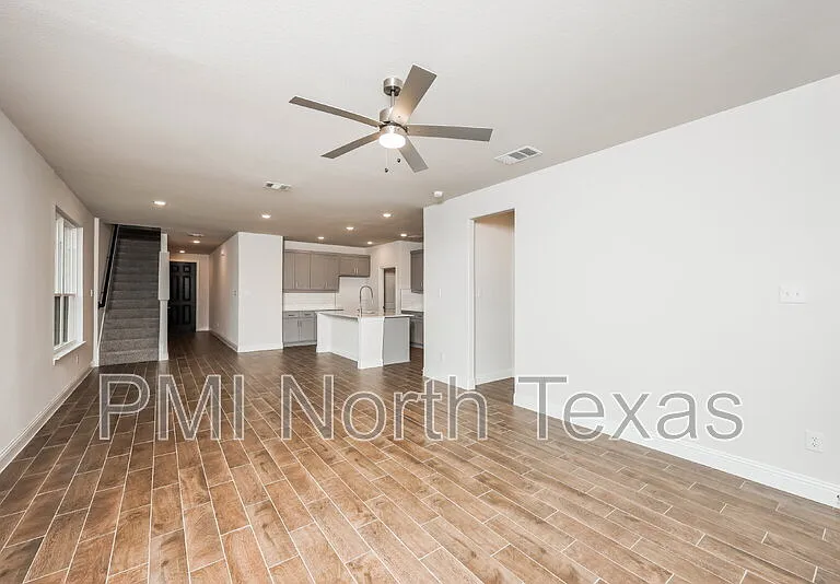3212 Cordelia Dr — Photo 12