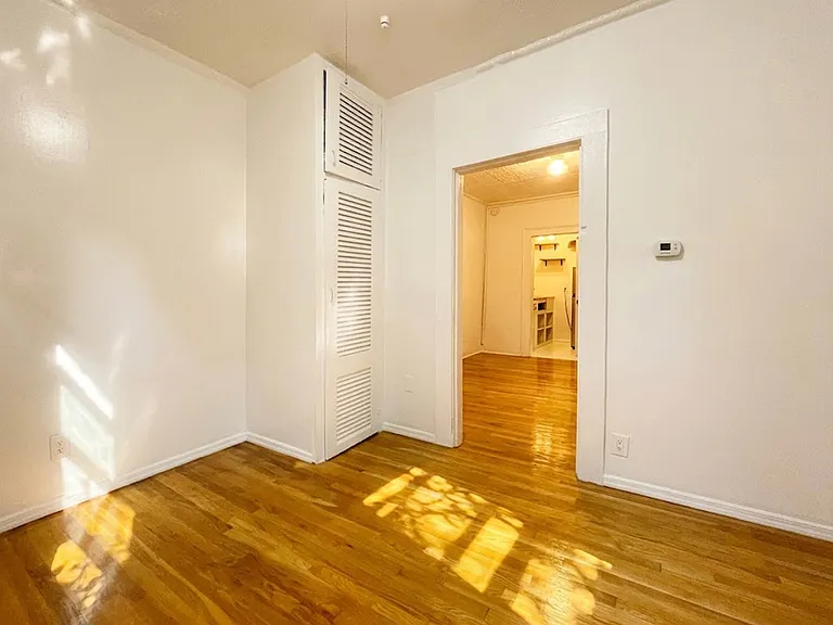 67 Huron St #1 — Photo 10