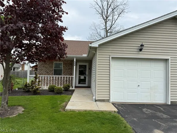 5820 Callaway Cir, Youngstown, OH 44515