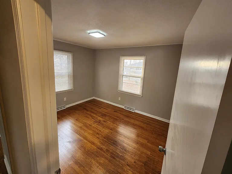 7331 Olive St — Photo 12