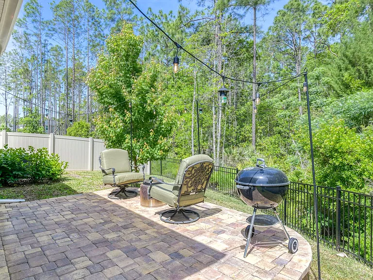 986 Arcadian Lakes Blvd — Photo 28
