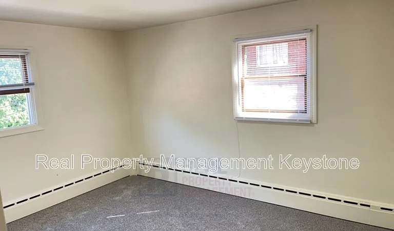 305 Greenlee Rd — Photo 12