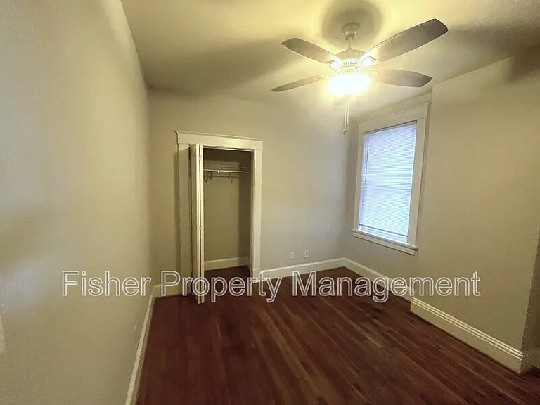 1514 Bainbridge St #A — Photo 8