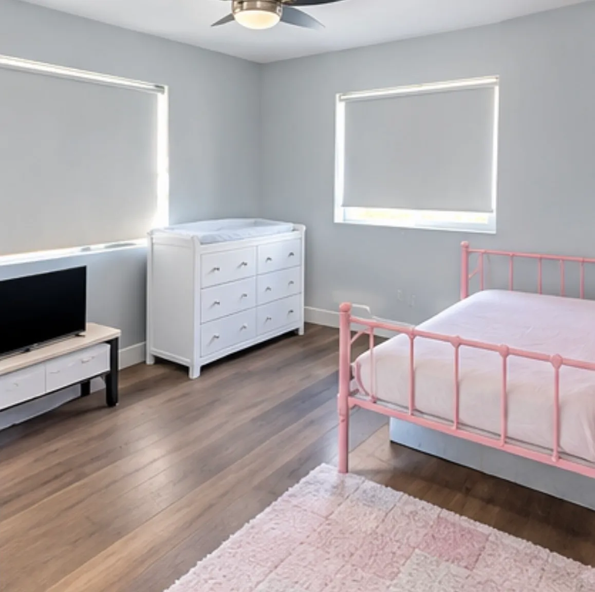 2 bed, 2.5 bath, 1200 sqft, $3,342 — Photo 3