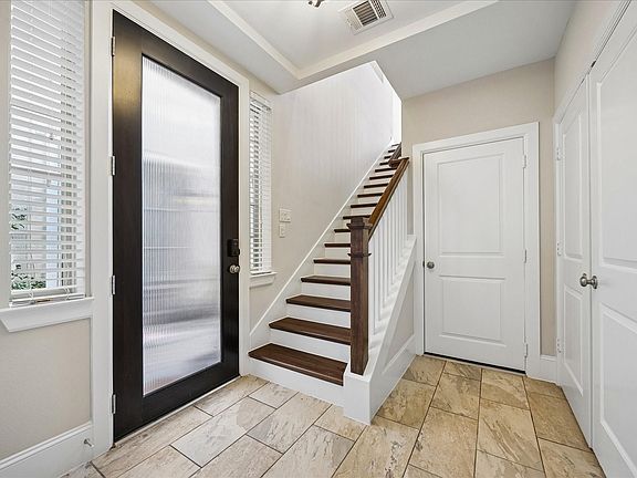 4th image of 8306 Ginger Oak St