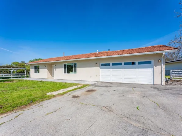 1145 Sherry Ln, San Martin, CA 95046
