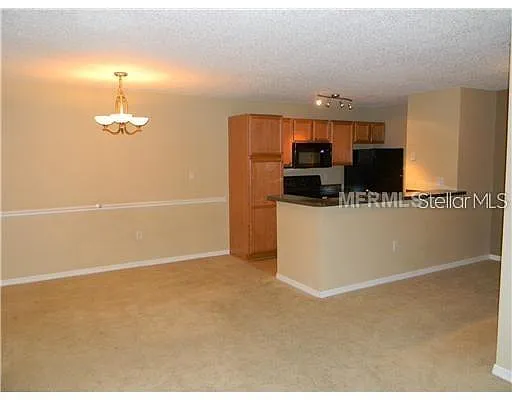 Building Photo - 214 Lake Parsons Grn #201
