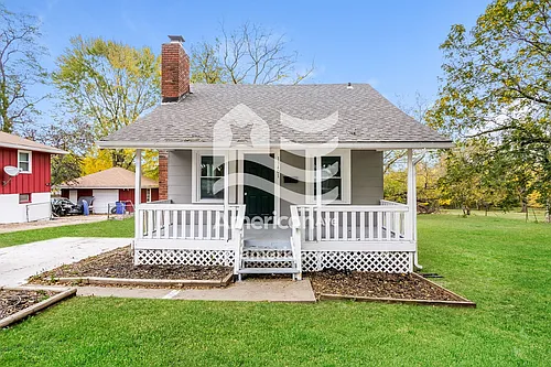 13401 Parker Ave Photo 1