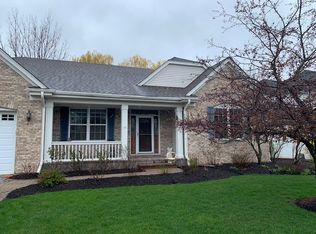 412 Wentworth Cir, Cary, IL 60013