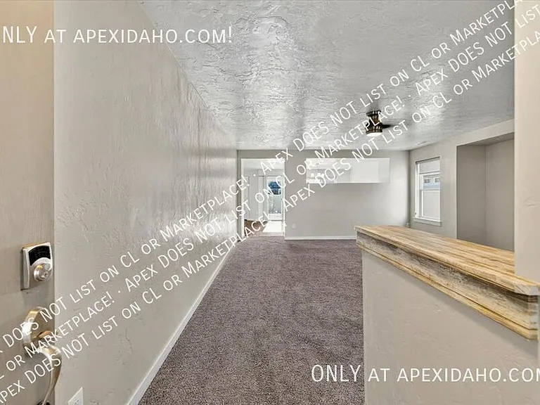 5095 N Maplestone Ave — Photo 4