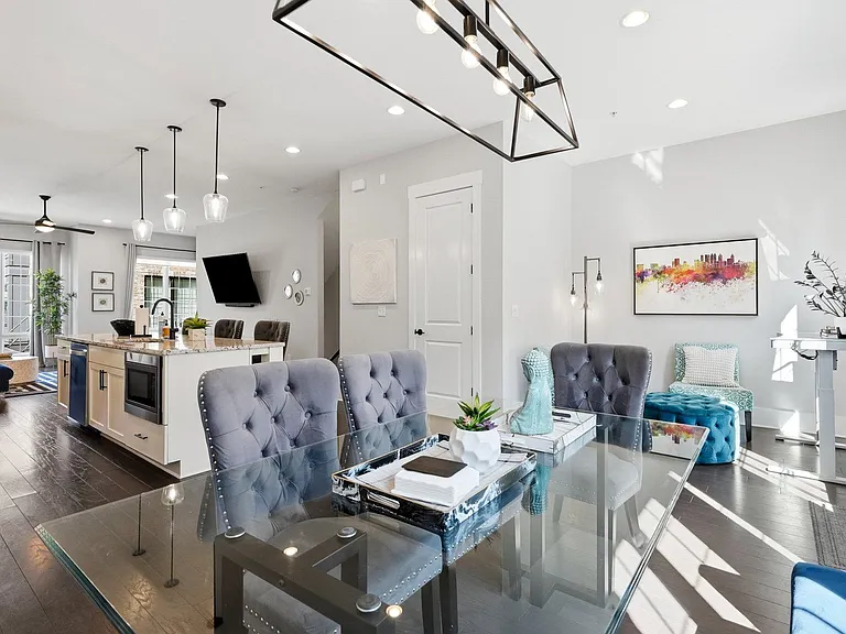 285 Castleberry Hill Walk SW — Photo 16