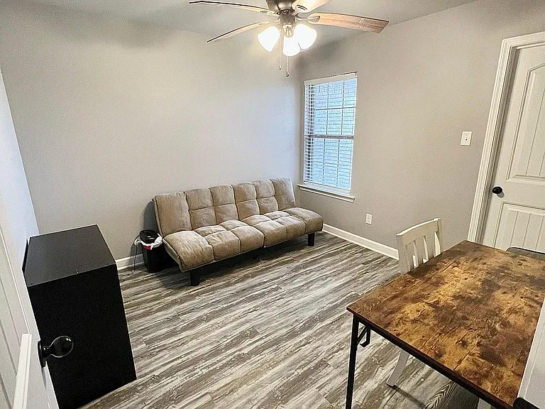 16 Kelby Ct — Photo 7