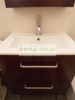 Rented by Bohemia Realty Group | media 35