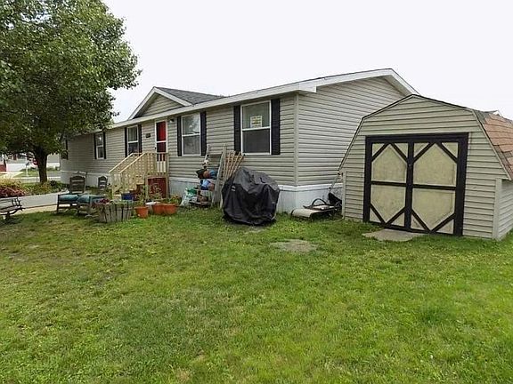 5th image of 9257 Garrett Trail Dr