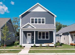 344 W 13th St, Traverse City, MI