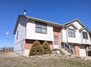 114 Brookridge Dr, Harrisonville, MO 64701