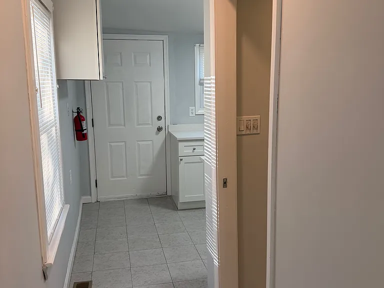58 E Monroe St — Photo 6