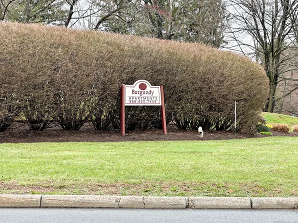 65 BURGUNDY HILL Lane #65, Middletown, CT 06457