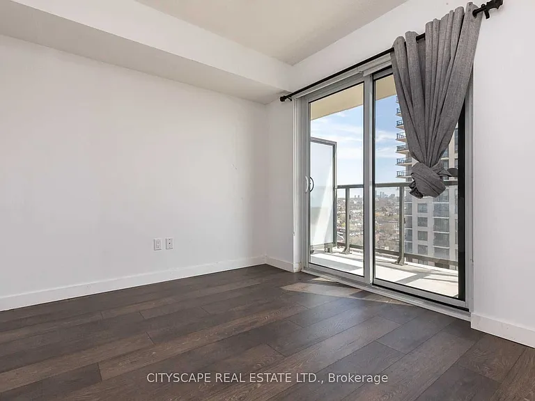 1420 Dupont St #1902 — Photo 8