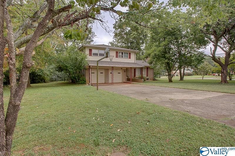 1st image of 2100 Chadburn Dr SW