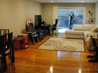 9 Kent Sq, Brookline, MA 02446