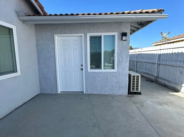491 W Carter St #2, Rialto, CA 92376