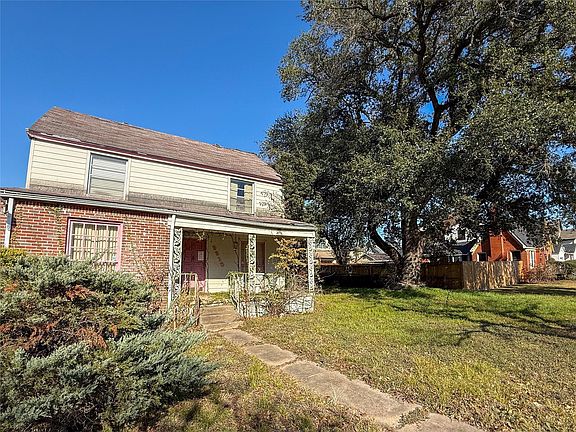 4th image of 3315 Oakdale St