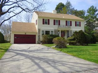 24 Sycamore Rd, Scarsdale, NY 10583