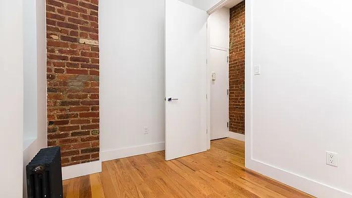 Rented by Nooklyn NYC LLC | media 14