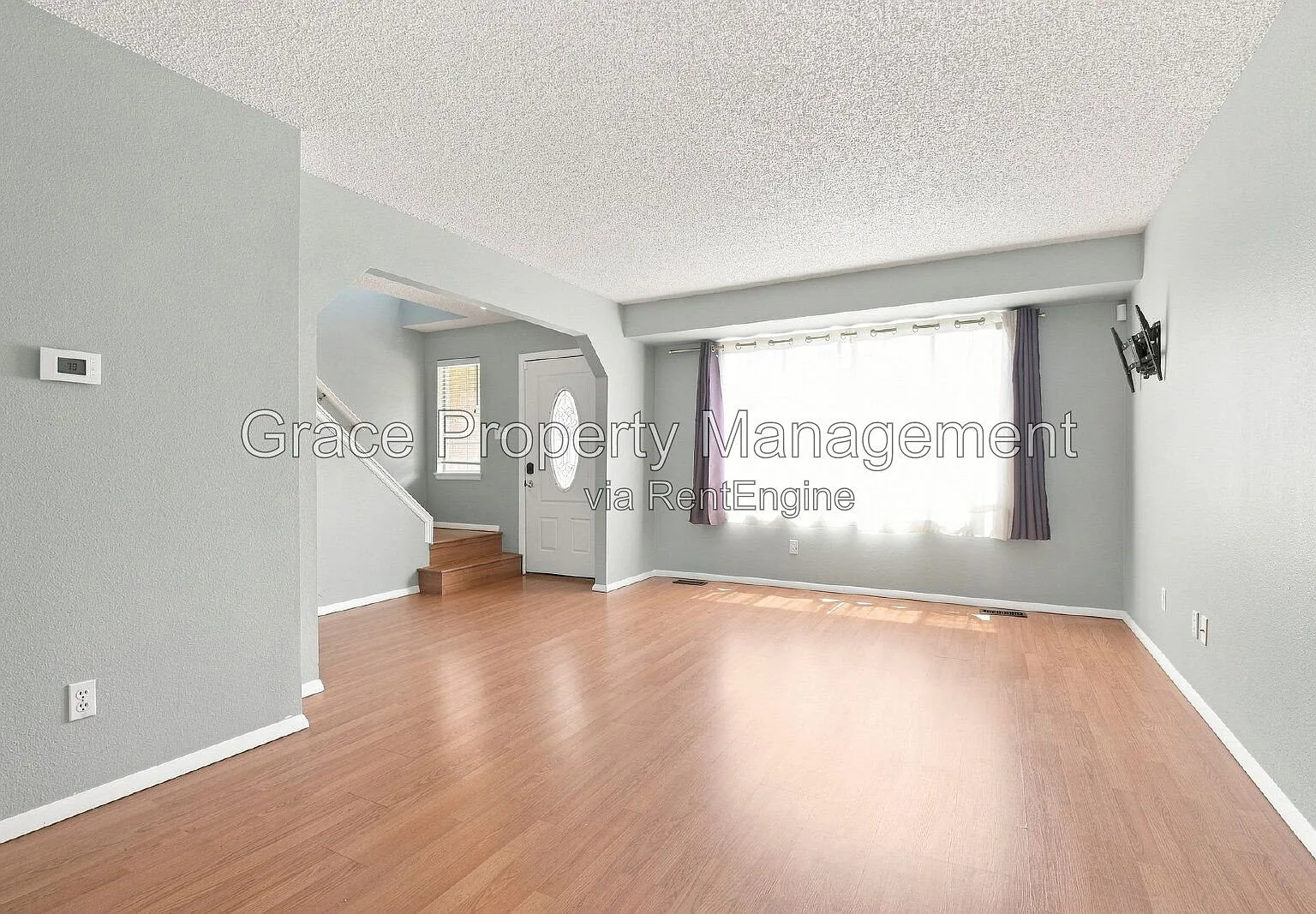 3 bed, 2.5 bath, 2101 sqft, $2,895 — Photo 4