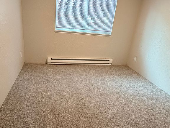4th image of 4240 8th Ave NE APT 207