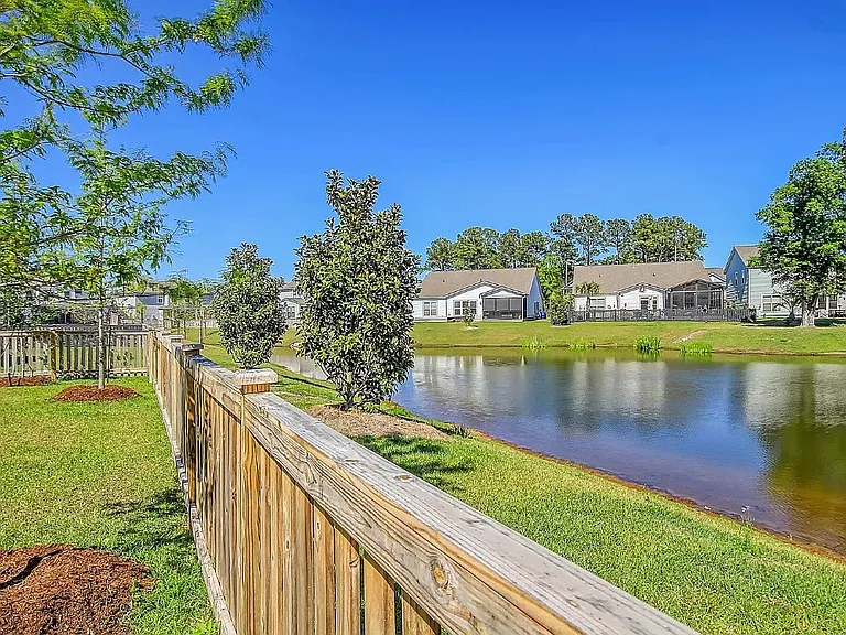 2354 Brinkley Rd — Photo 38