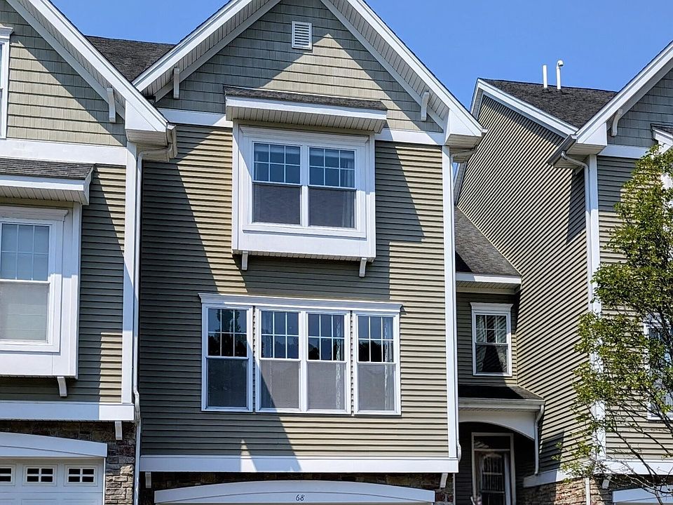 1st image of 68 Lawrence Avenue #68