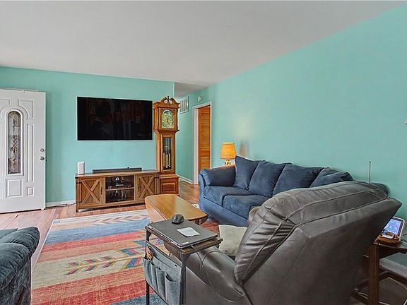 5th image of 3317 Granby St