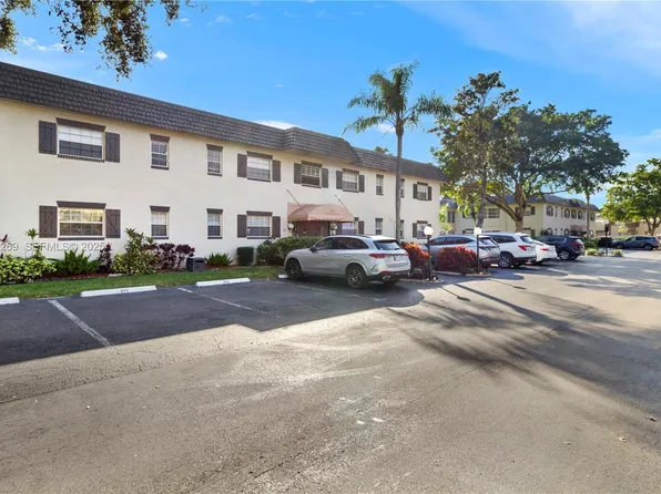 5661 SW 2nd Ct APT 216, Pompano Beach, FL 33068