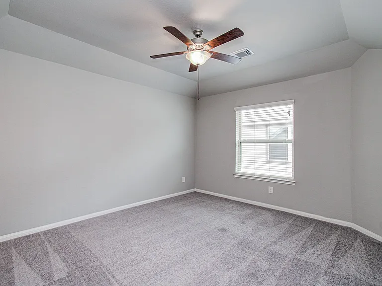 24331 Kee Cresta Ct — Photo 34