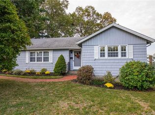 10 Calvin Rd, West Hartford, CT 06110