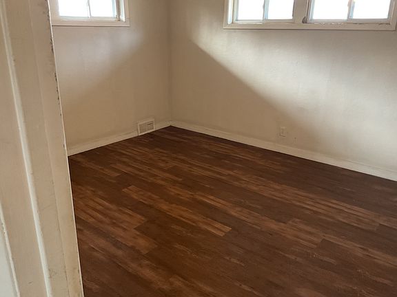 4th image of 29 Sterling Dr