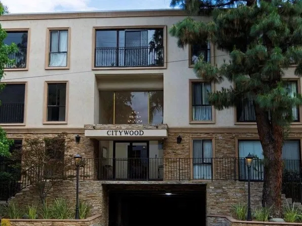 15344 Weddington St Unit 204, Van Nuys, CA 91411