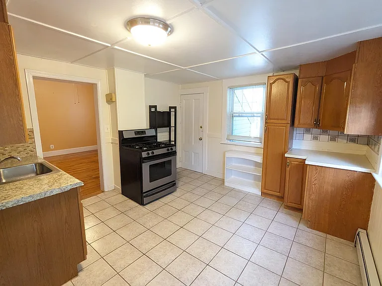 52 Quincy St #2 — Photo 8