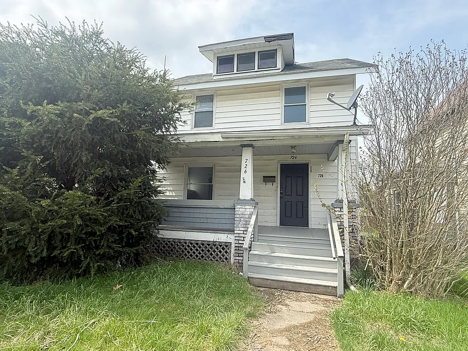 726 Baldwin Ave