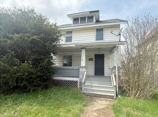 726 Baldwin Ave, Sharon, PA 16146